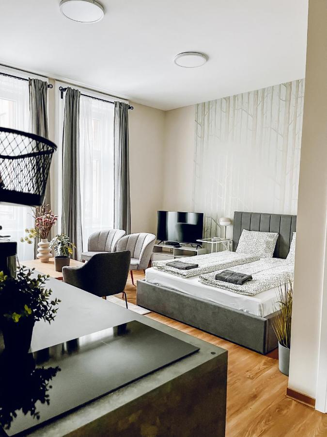 T32 Central Modern Suites Budapest Exterior photo